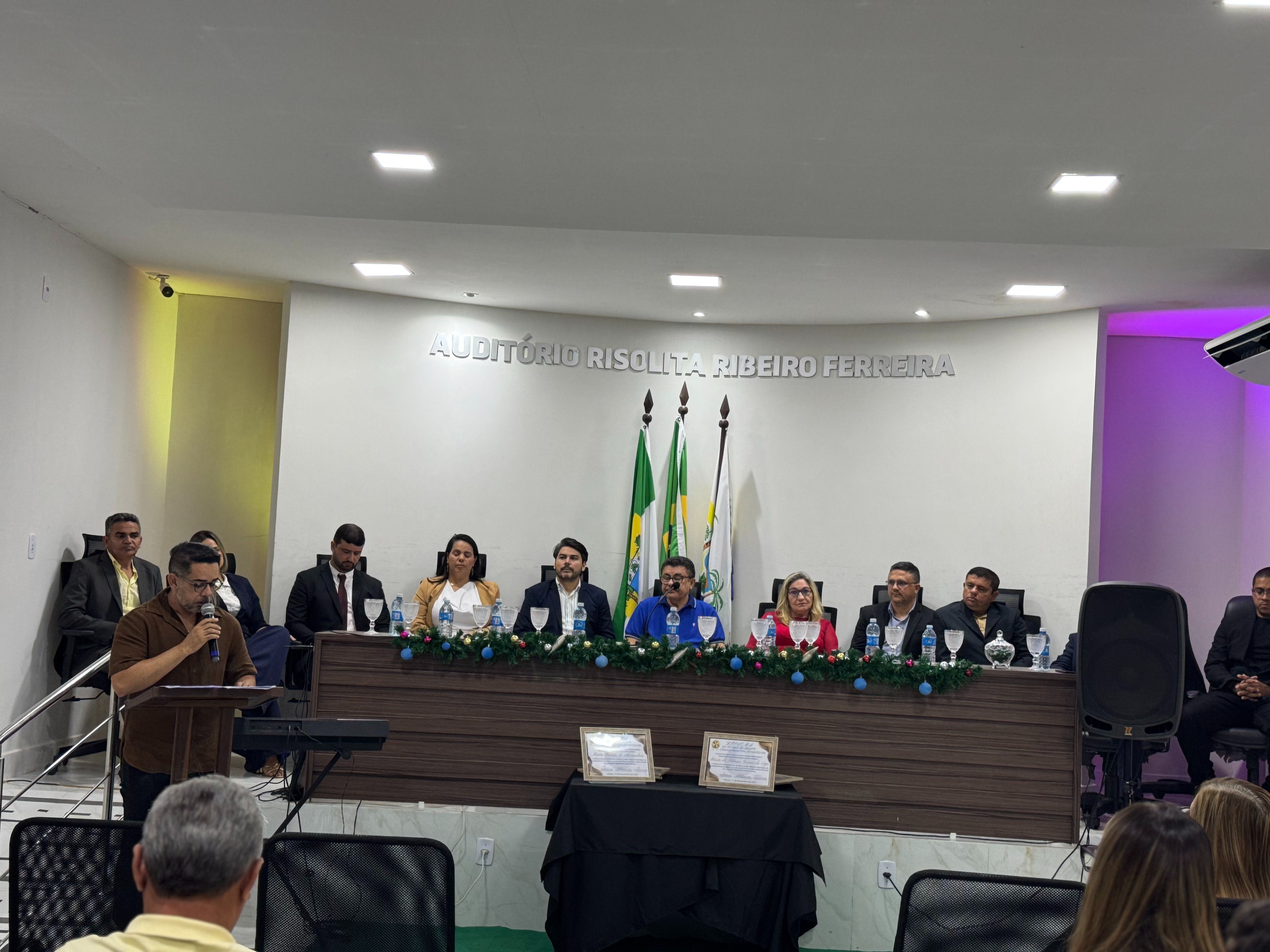 Foto 06 - Sessão Solene 2025.jpg