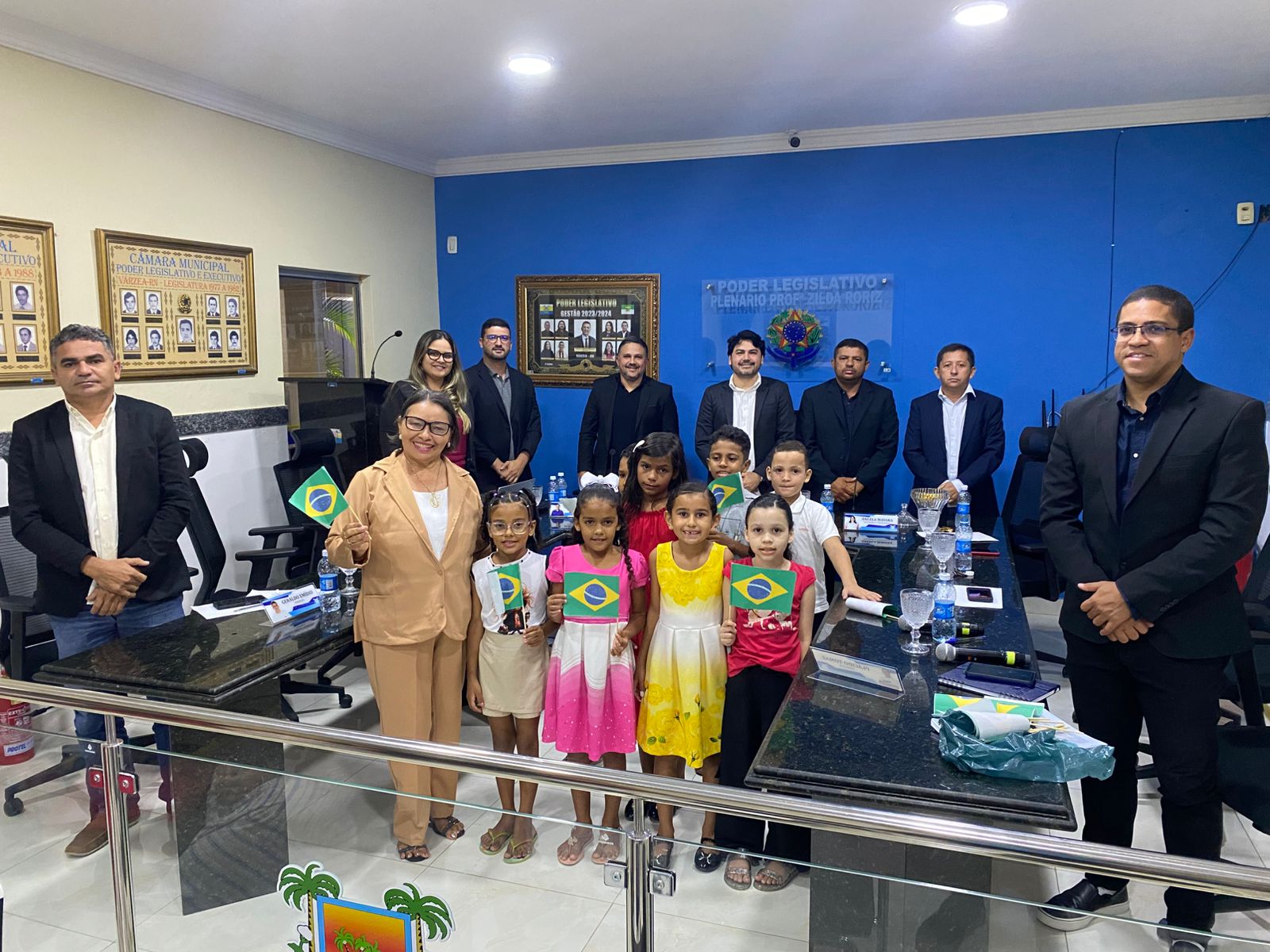 Foto 01 - 9ª Sessão Ordinária de 2025.jpg